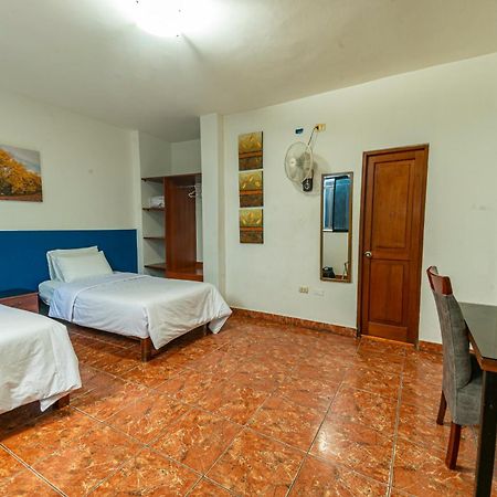 Hospedaje Gran Imperial Tumbes Εξωτερικό φωτογραφία