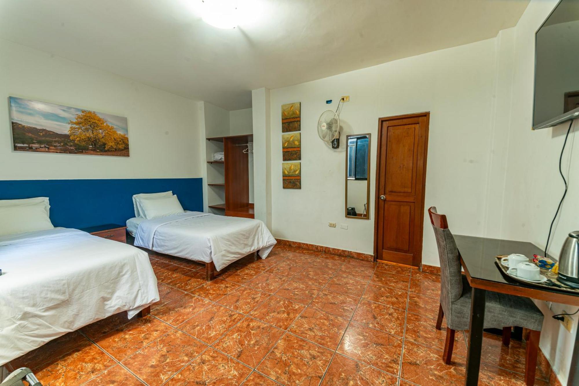 Hospedaje Gran Imperial Tumbes Εξωτερικό φωτογραφία
